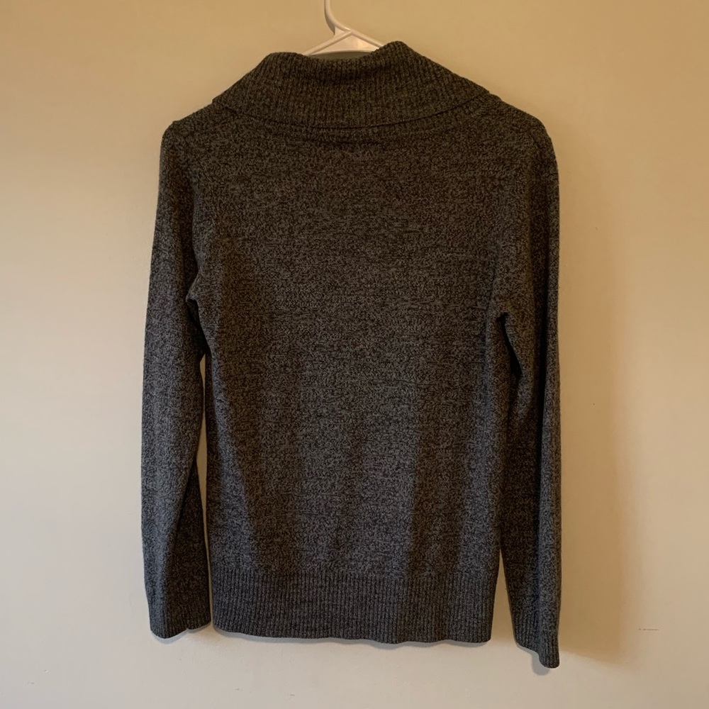 Grey sweater - Picture 2 of 4